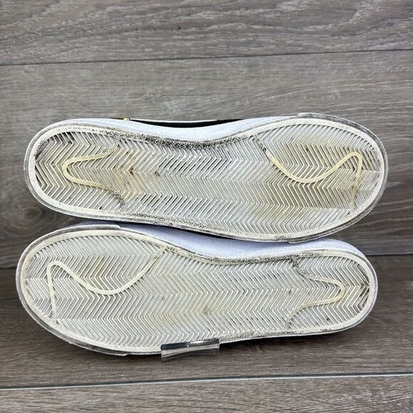 Nike Blazer Mid ‘77 SE “Sisterhood” Women’s Sz 8 Black Metallic Gold Sneakers - Picture 8 of 11